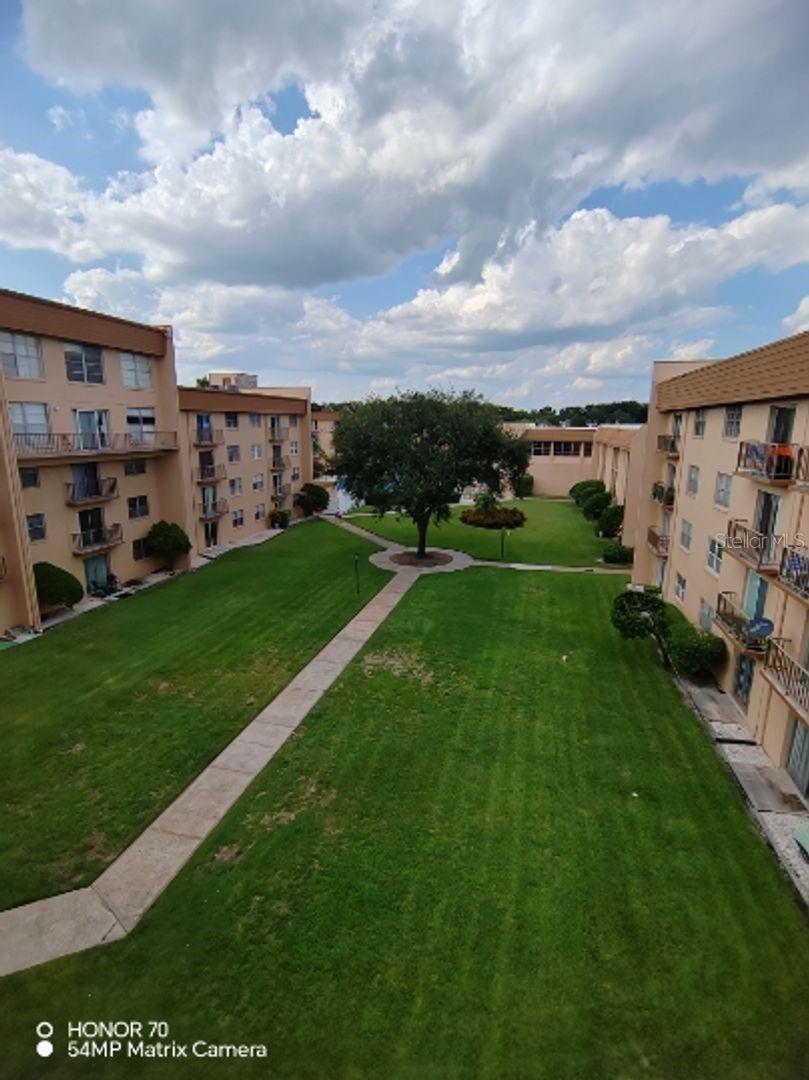 THE TAMPA RACQUET CLUB A CONDO - Residential Lease