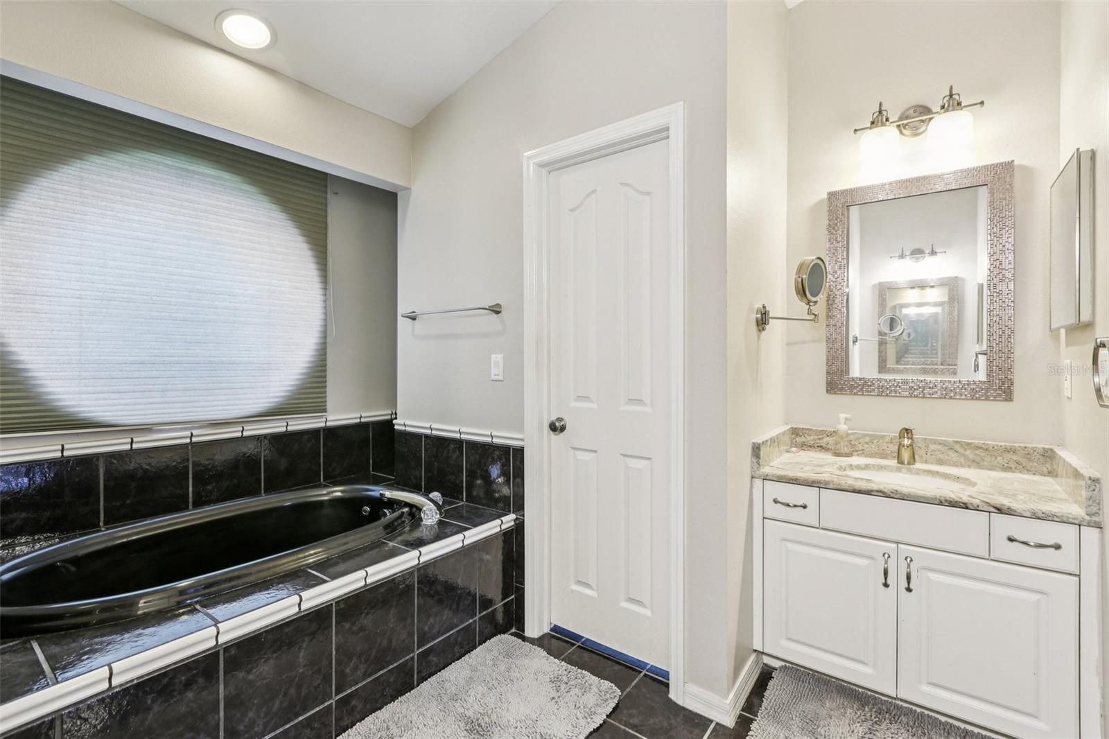 ALAFIA SHORES 1ST ADD - Residential