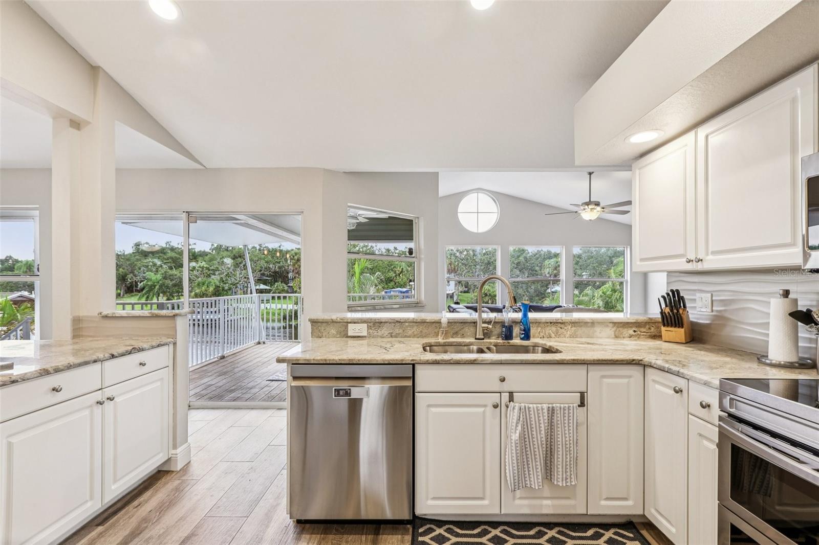 ALAFIA SHORES 1ST ADD - Residential