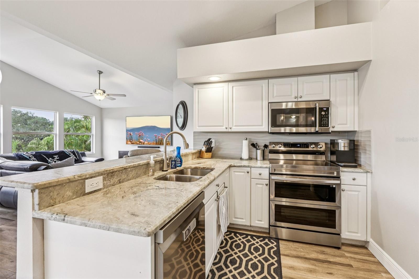 ALAFIA SHORES 1ST ADD - Residential