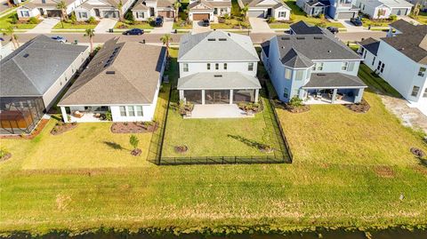 A home in PALMETTO