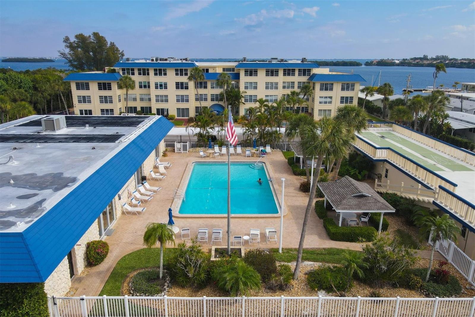 BEACH HARBOR CLUB - Residential Lease