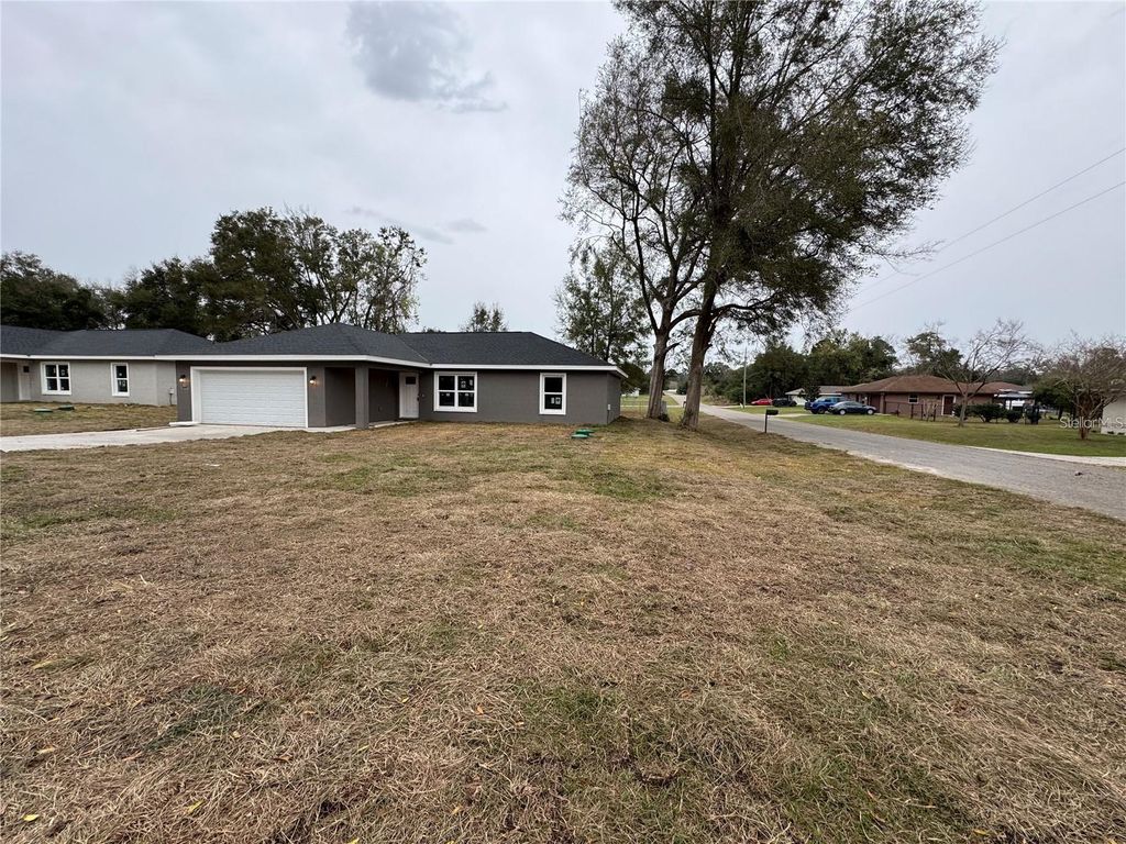 Photo of 3957 SE 137th Lane, Summerfield, FL 34491 (MLS # OM716828)