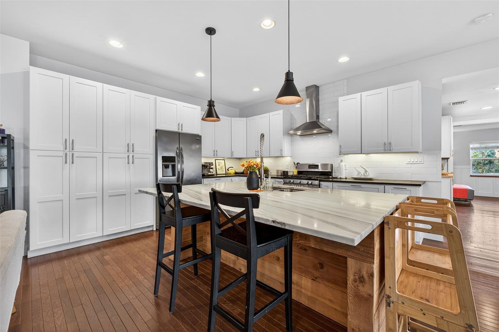 MONTICELLO HEIGHTS - Residential