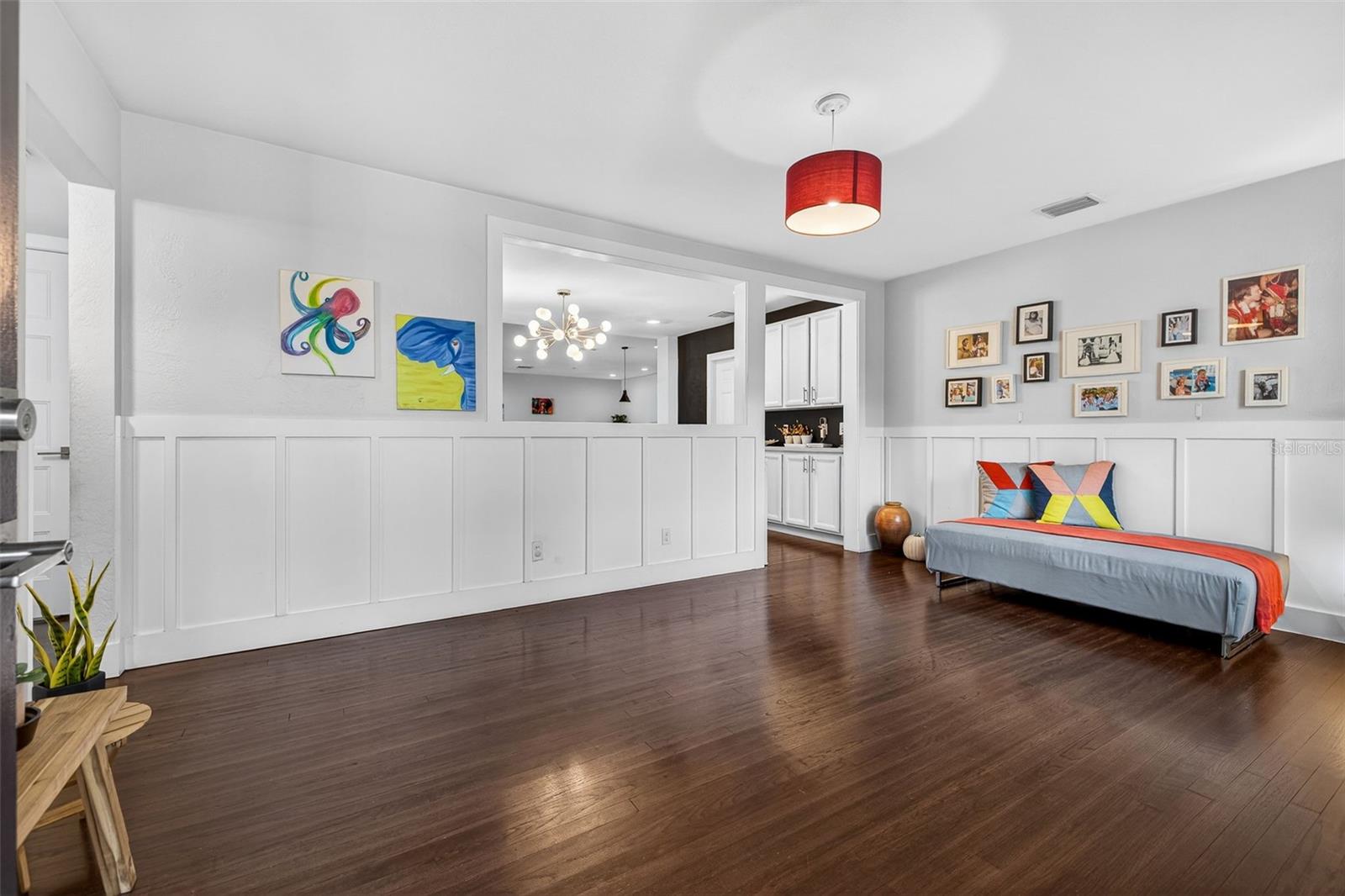 MONTICELLO HEIGHTS - Residential