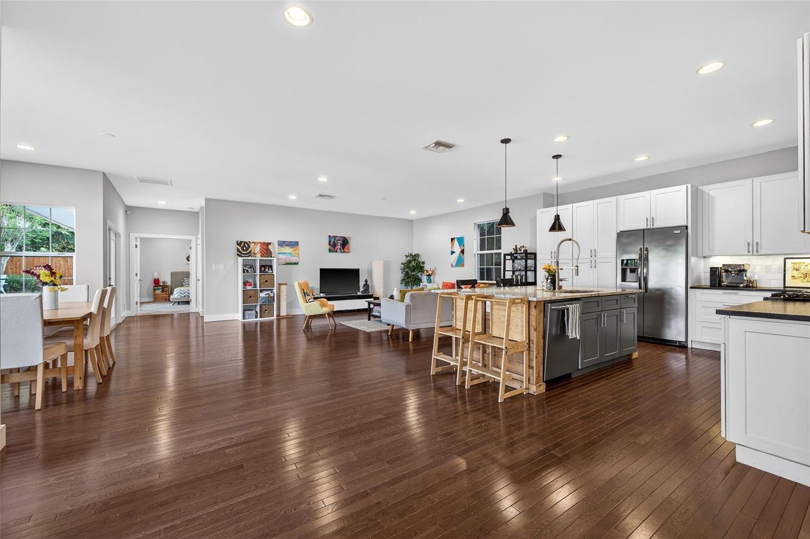 MONTICELLO HEIGHTS - Residential