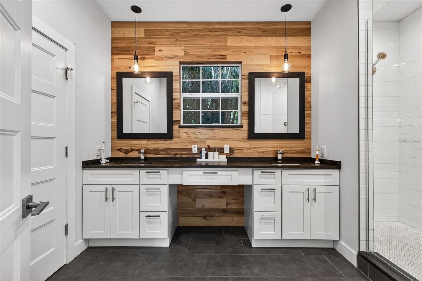 MONTICELLO HEIGHTS - Residential