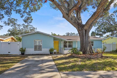 A home in LARGO