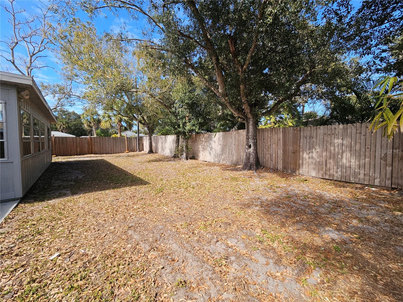 SOUTH VENICE - Residential