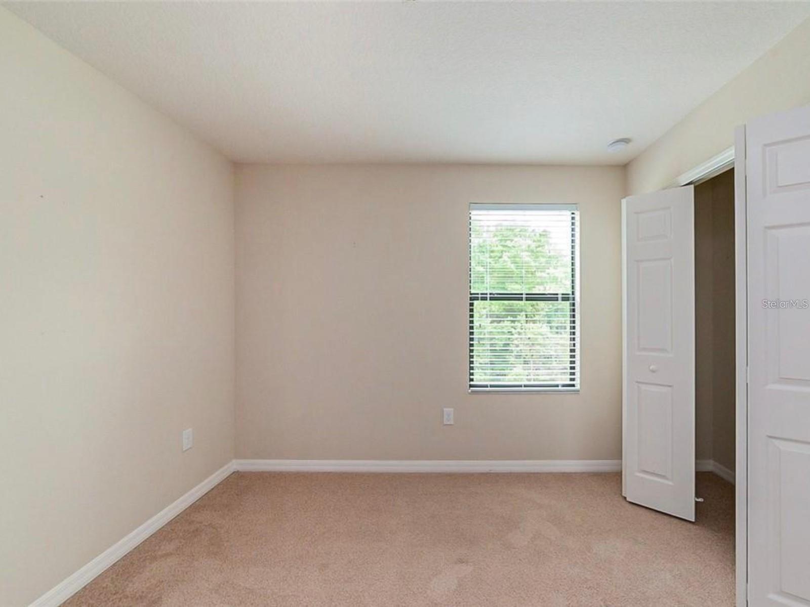 OAK RIDGE - Residential Lease