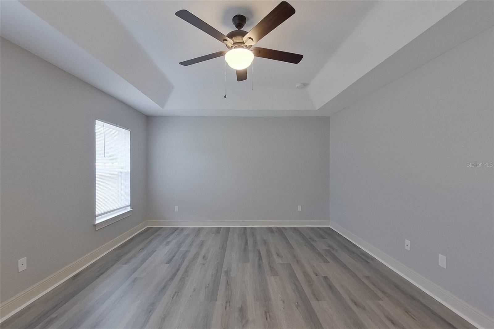 MARION OAKS UN 04 - Residential Lease