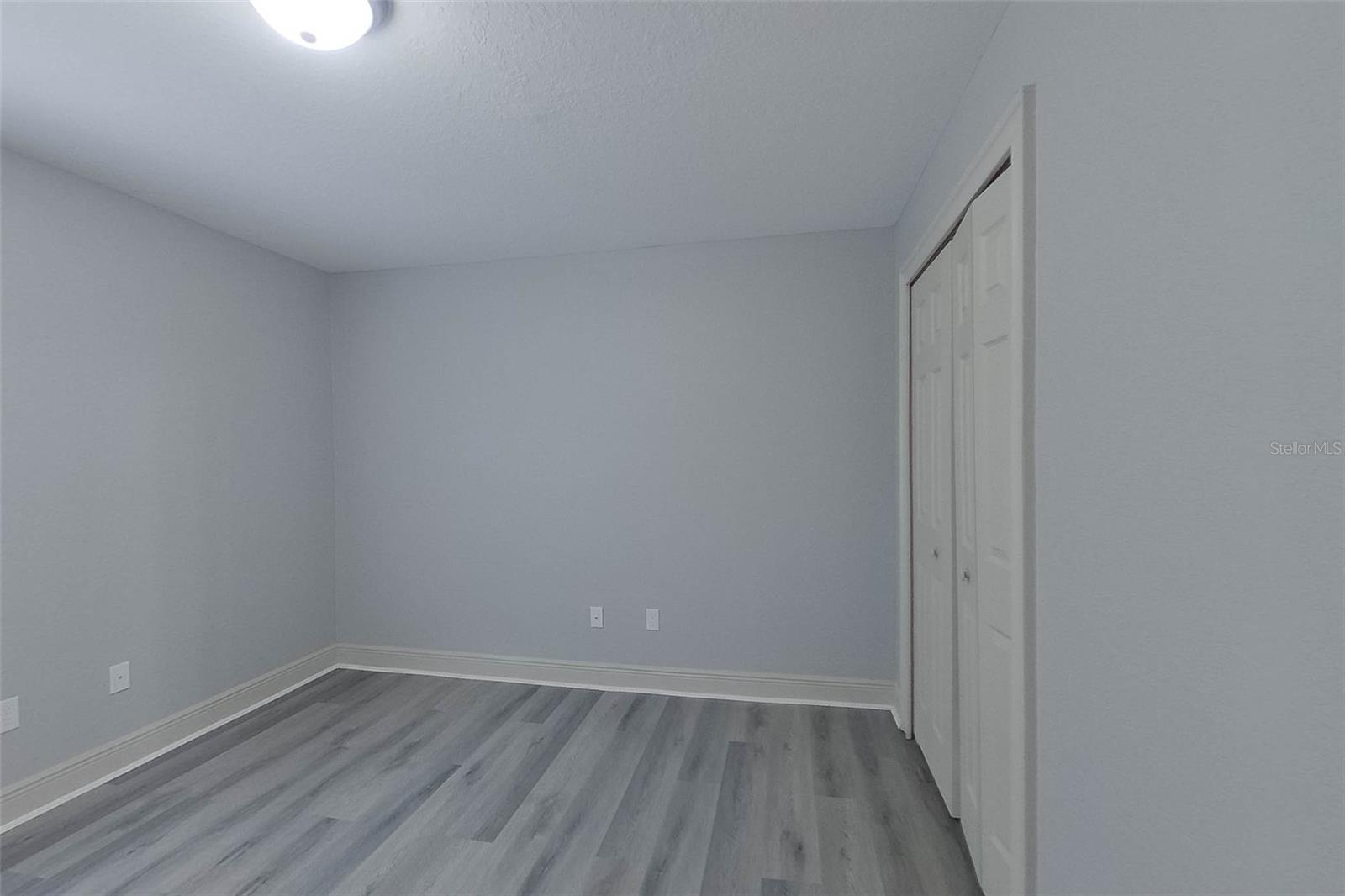 MARION OAKS UN 04 - Residential Lease