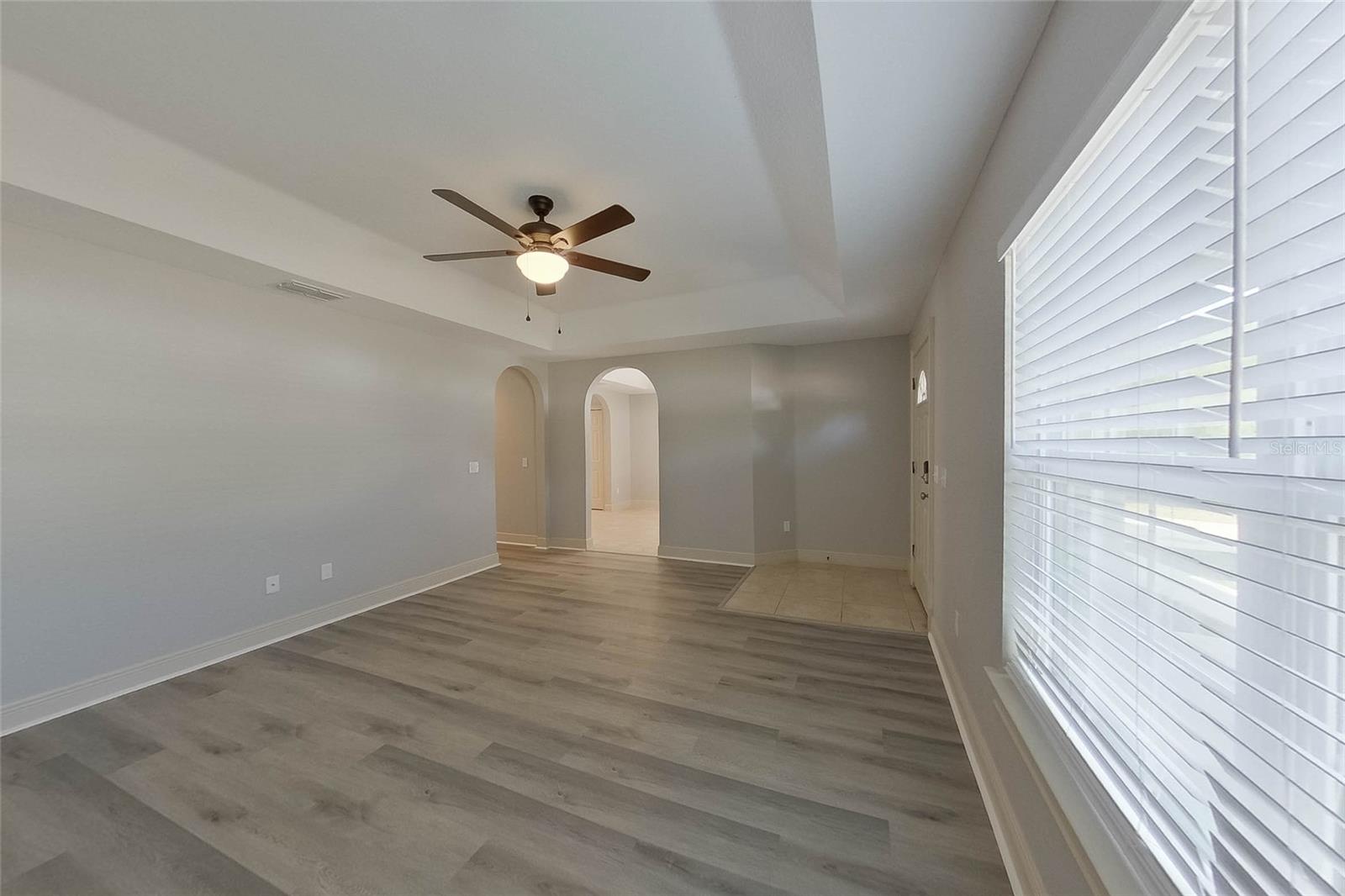 MARION OAKS UN 04 - Residential Lease