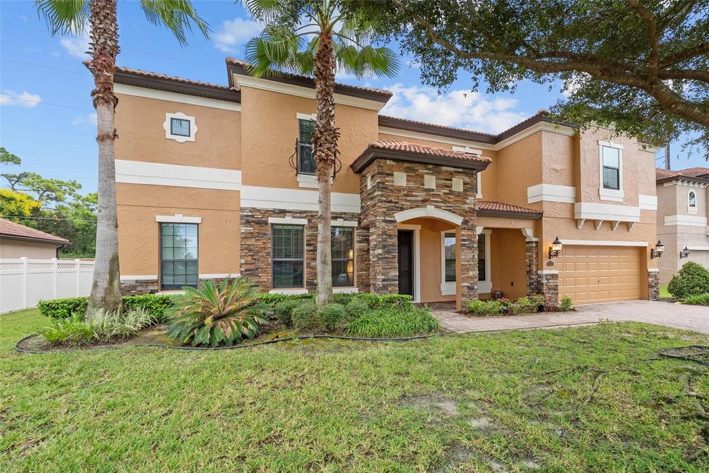 Photo of 3046 Falconhill Drive, Apopka, FL 32712 (MLS # O6355404)