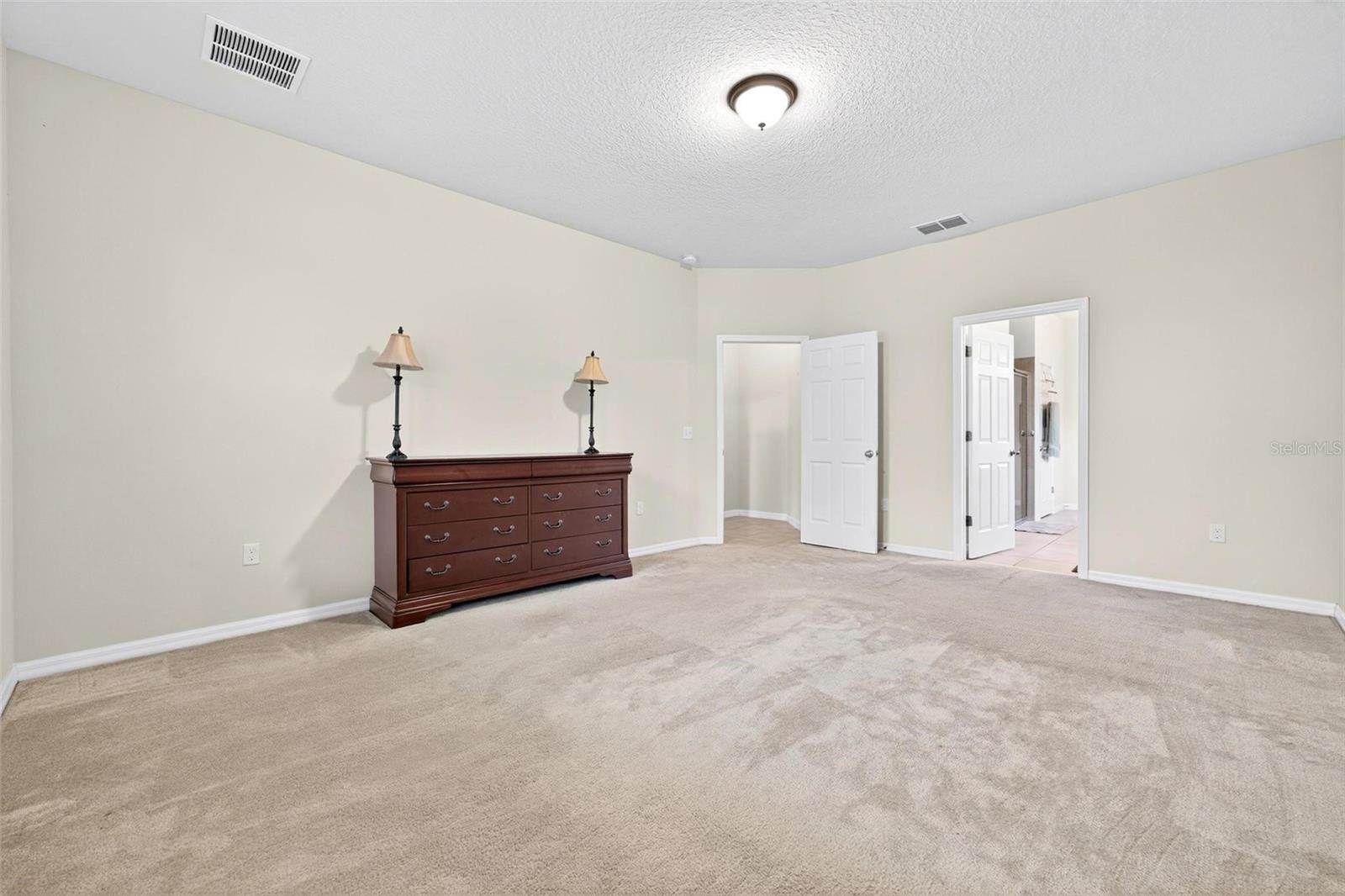 WEKIVA SPGS ESTATES - Residential