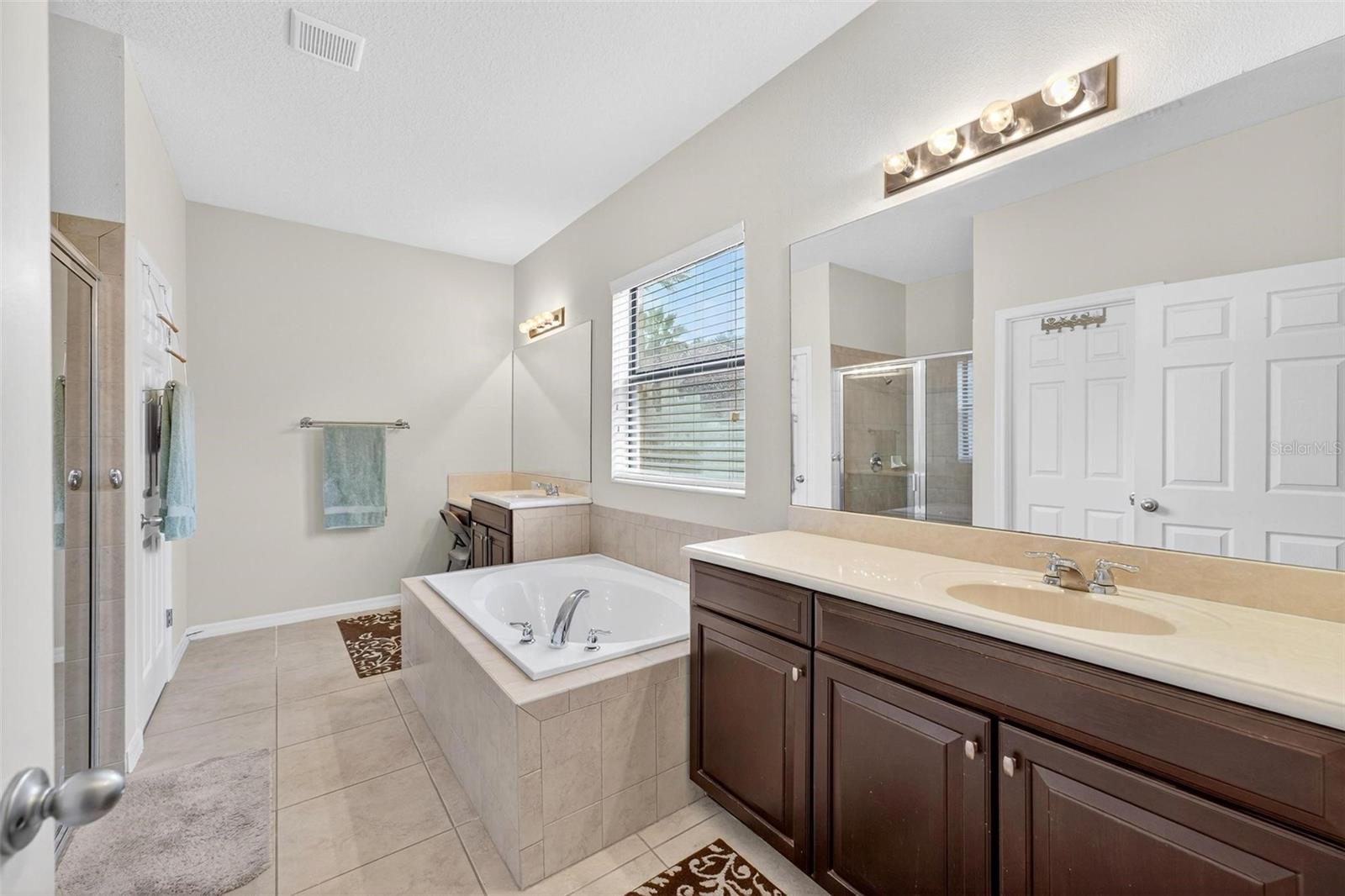 WEKIVA SPGS ESTATES - Residential