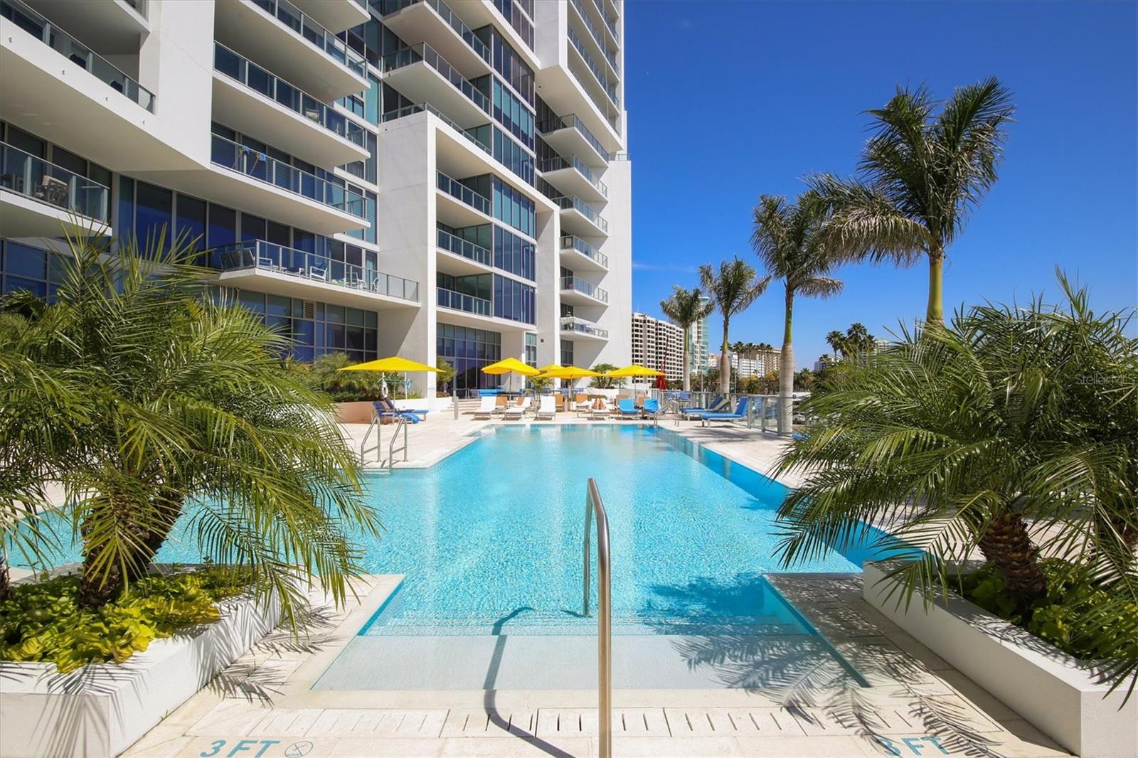 VUE SARASOTA BAY - Residential