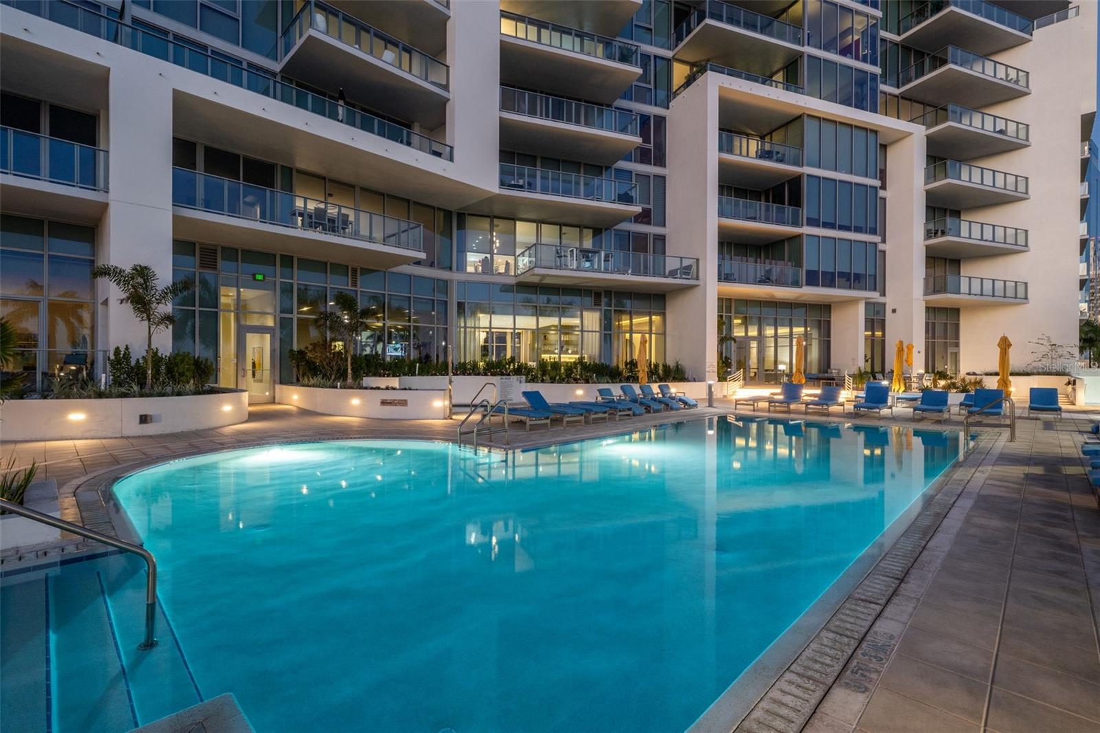 VUE SARASOTA BAY - Residential