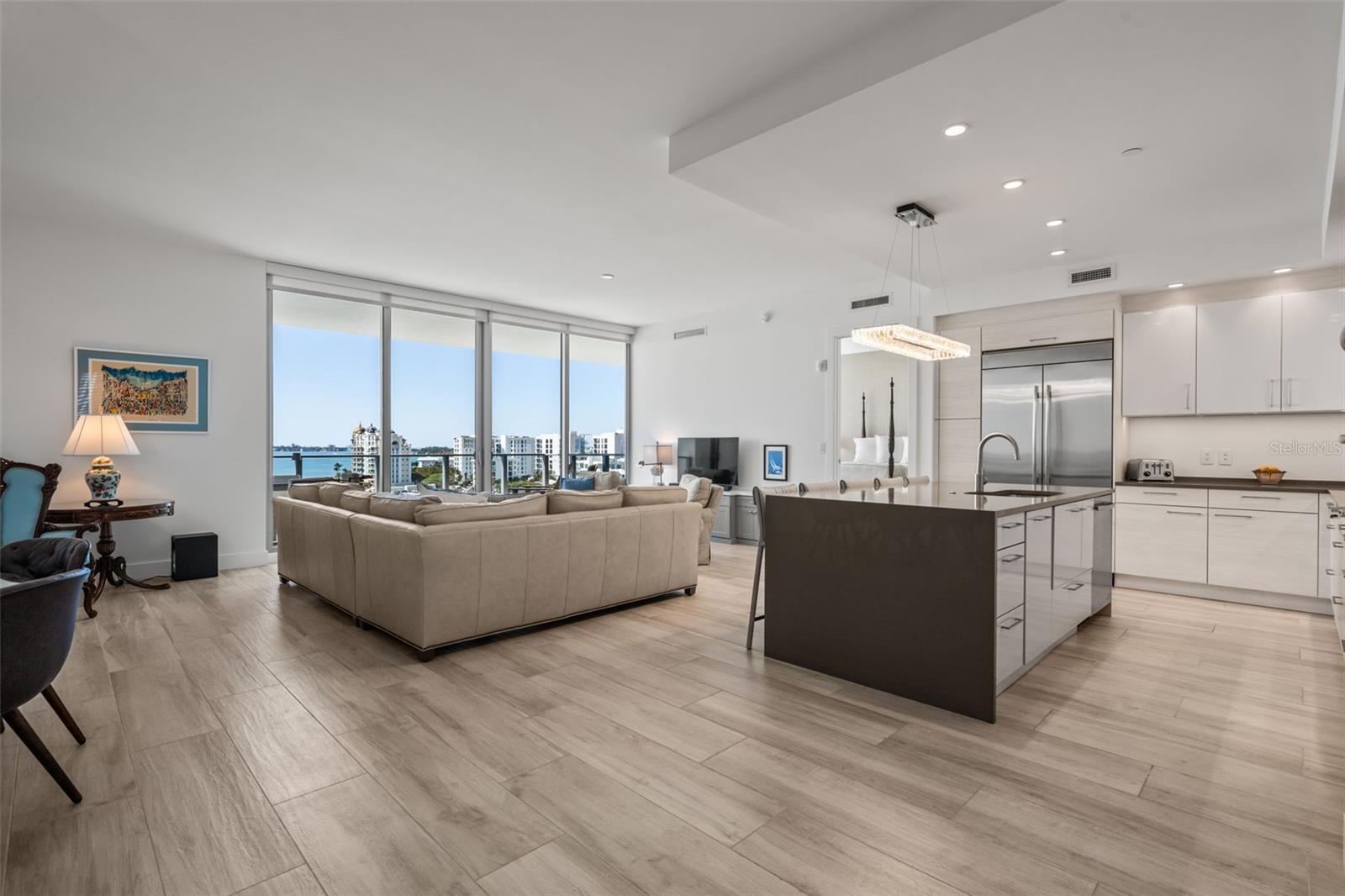 VUE SARASOTA BAY - Residential