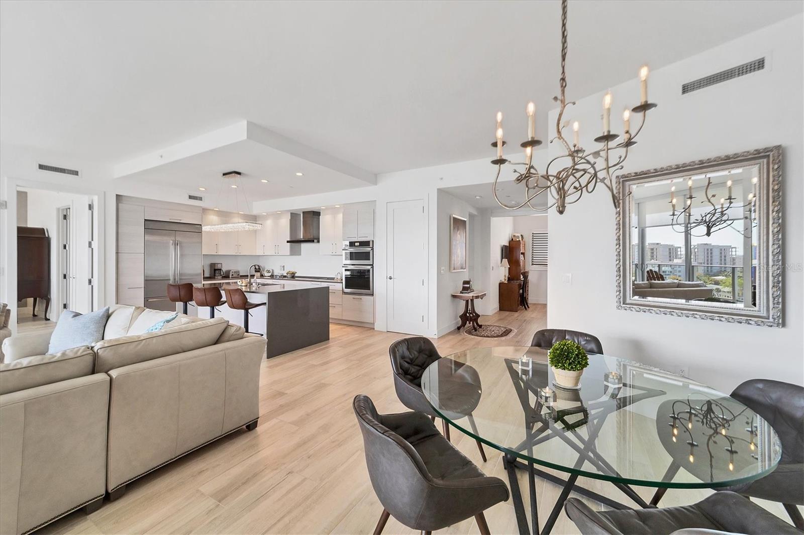 VUE SARASOTA BAY - Residential