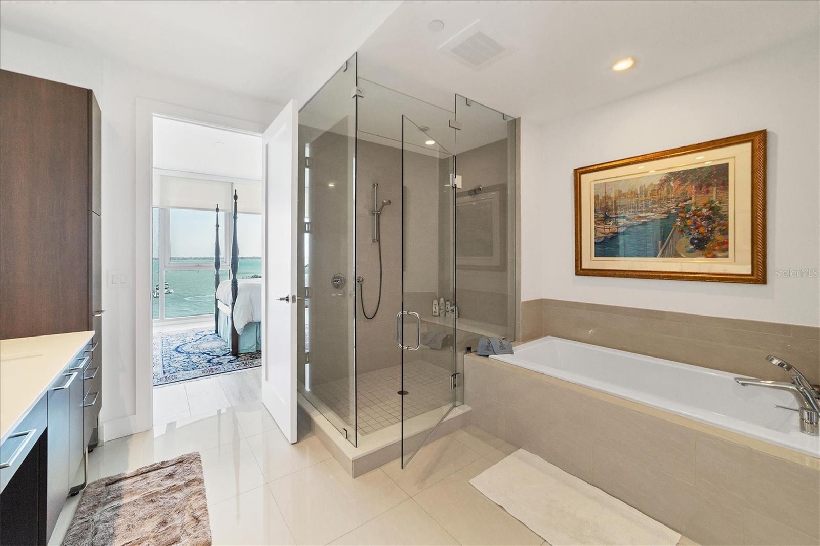 VUE SARASOTA BAY - Residential