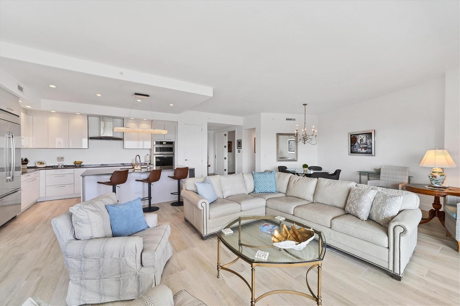 VUE SARASOTA BAY - Residential