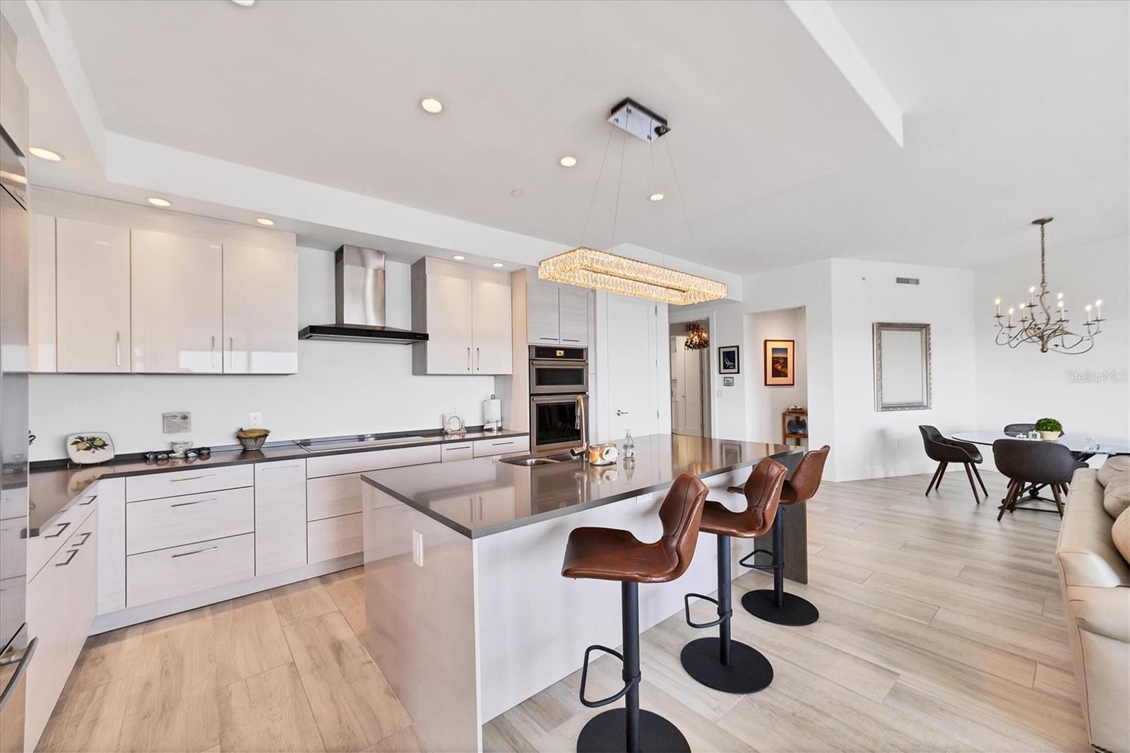 VUE SARASOTA BAY - Residential