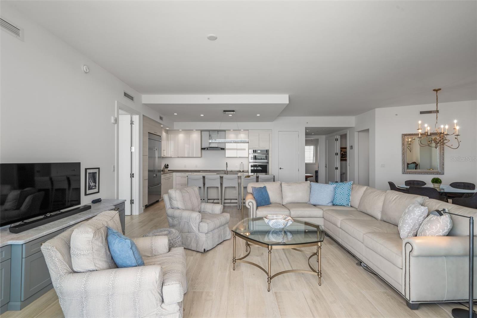 VUE SARASOTA BAY - Residential