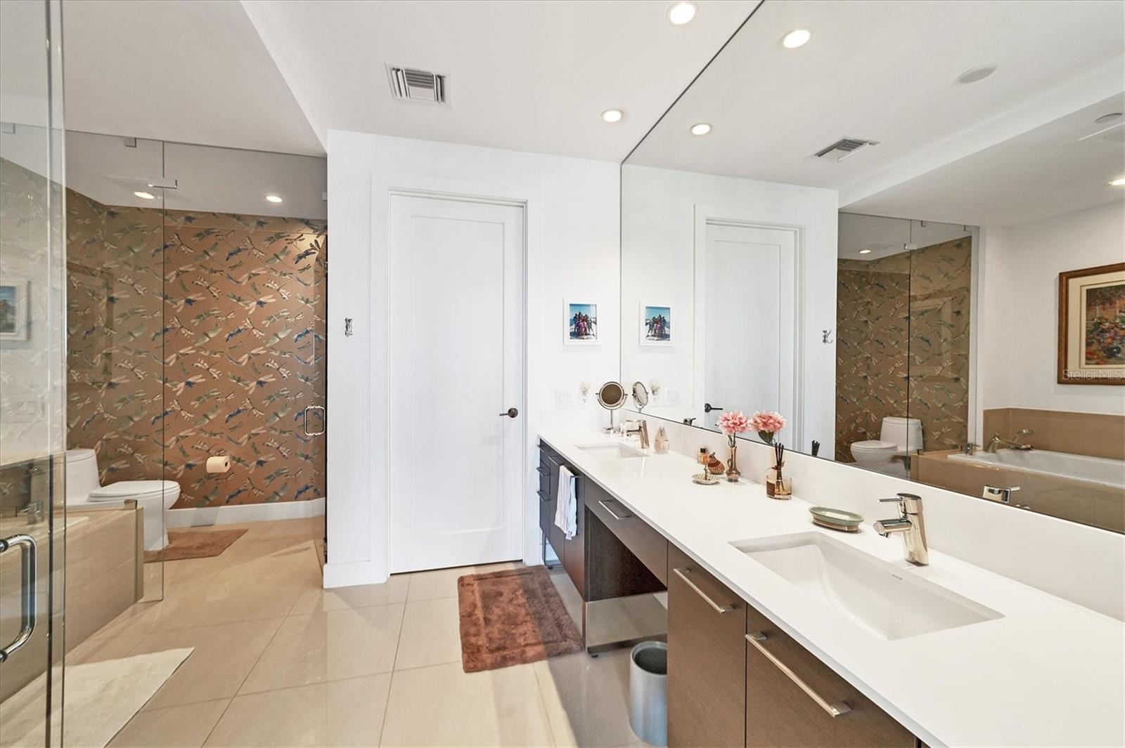 VUE SARASOTA BAY - Residential