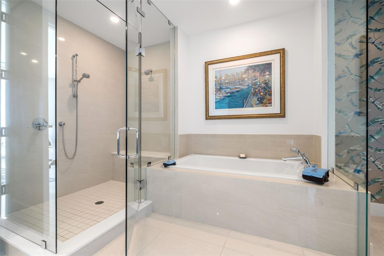 VUE SARASOTA BAY - Residential