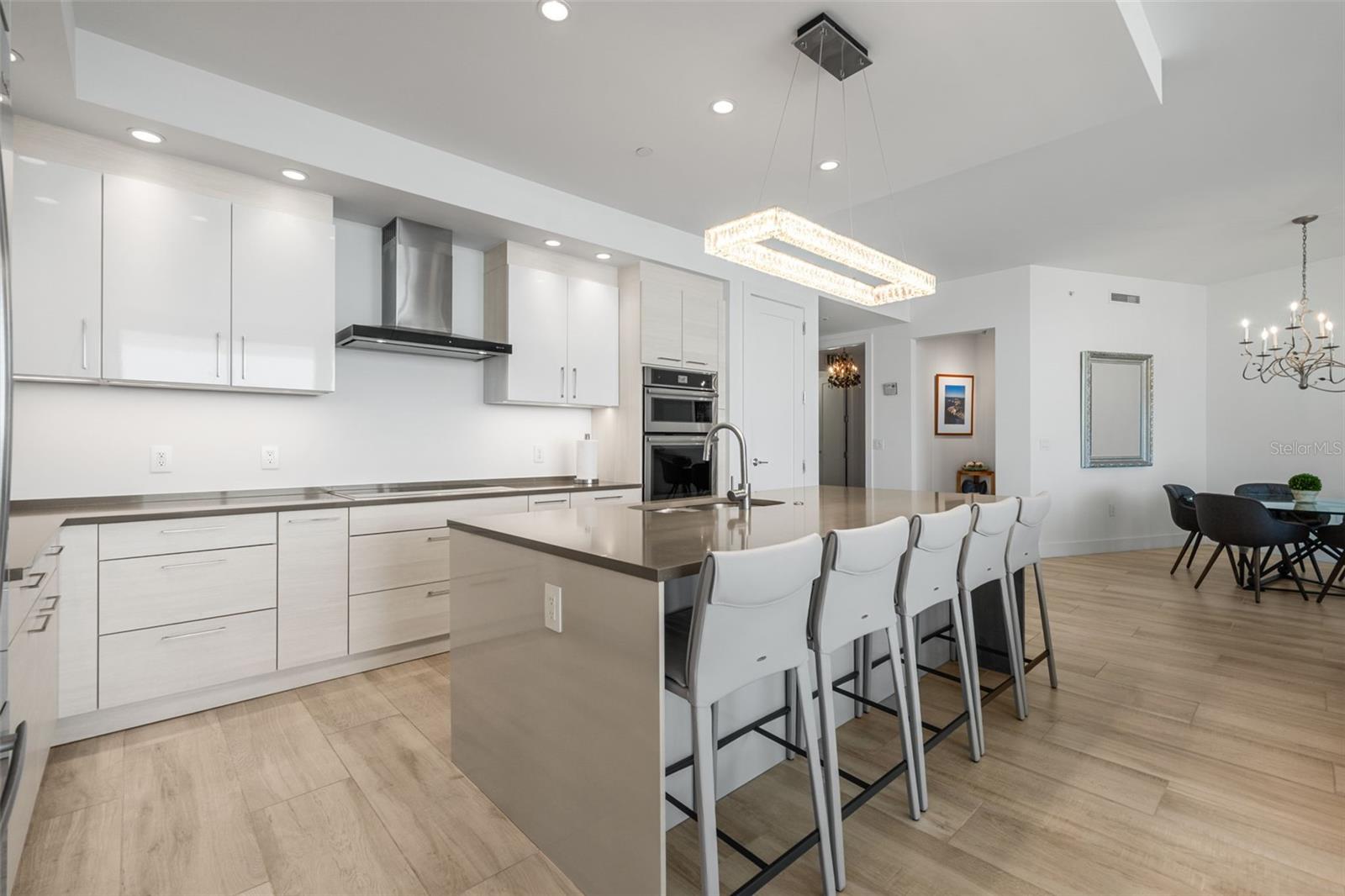 VUE SARASOTA BAY - Residential