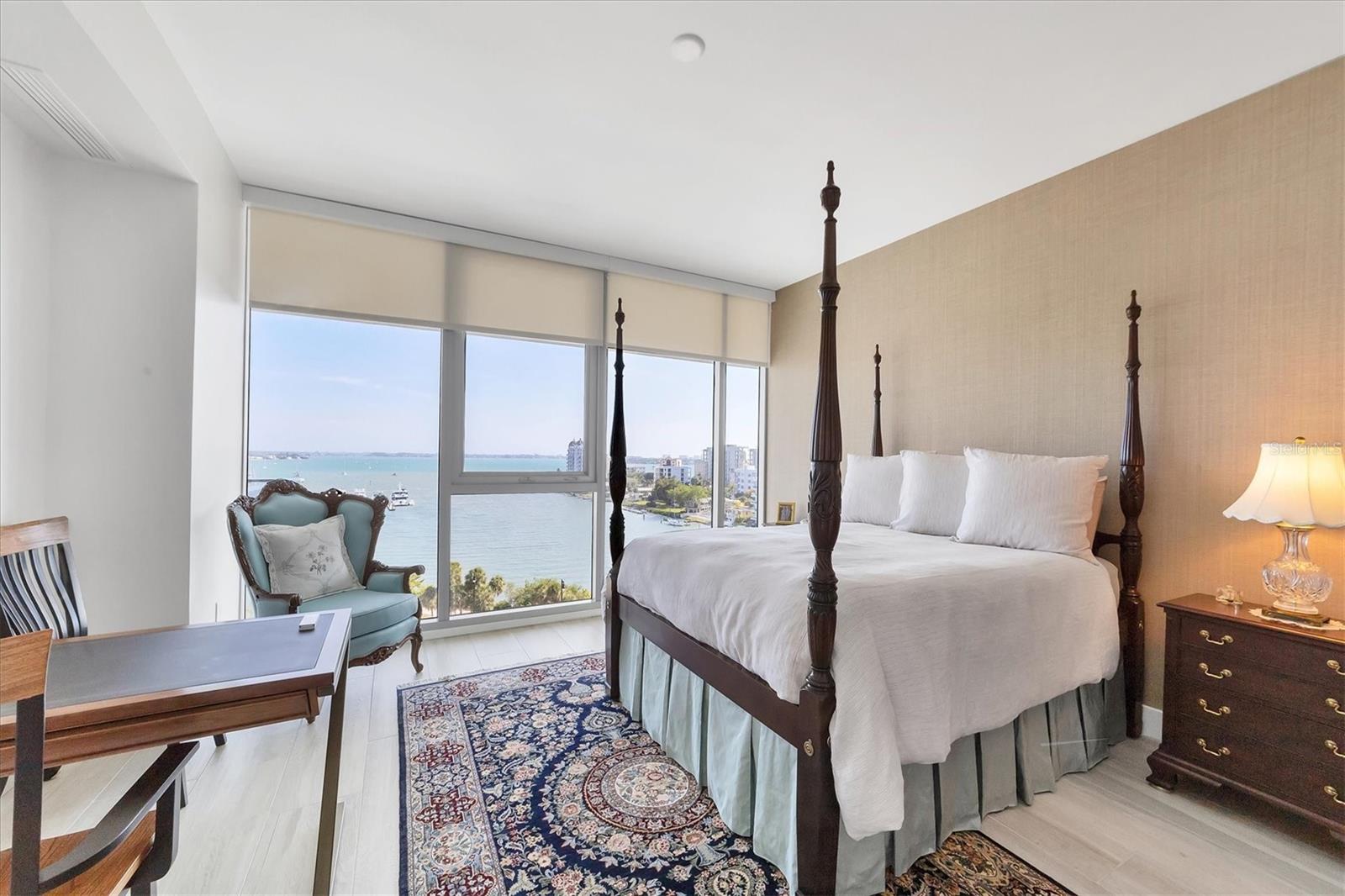 VUE SARASOTA BAY - Residential