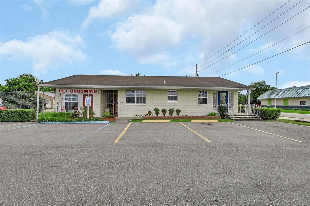 Photo of 1319 S Woodland Boulevard, Deland, FL 32720 (MLS # V4939472)