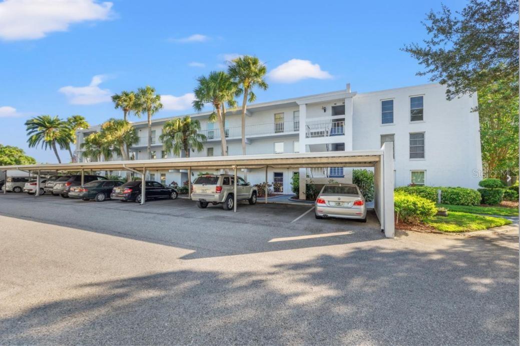 225 COUNTRY CLUB DRIVE C132