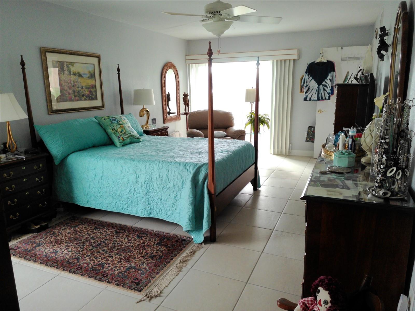 PENTHOUSE GREENS - Residential