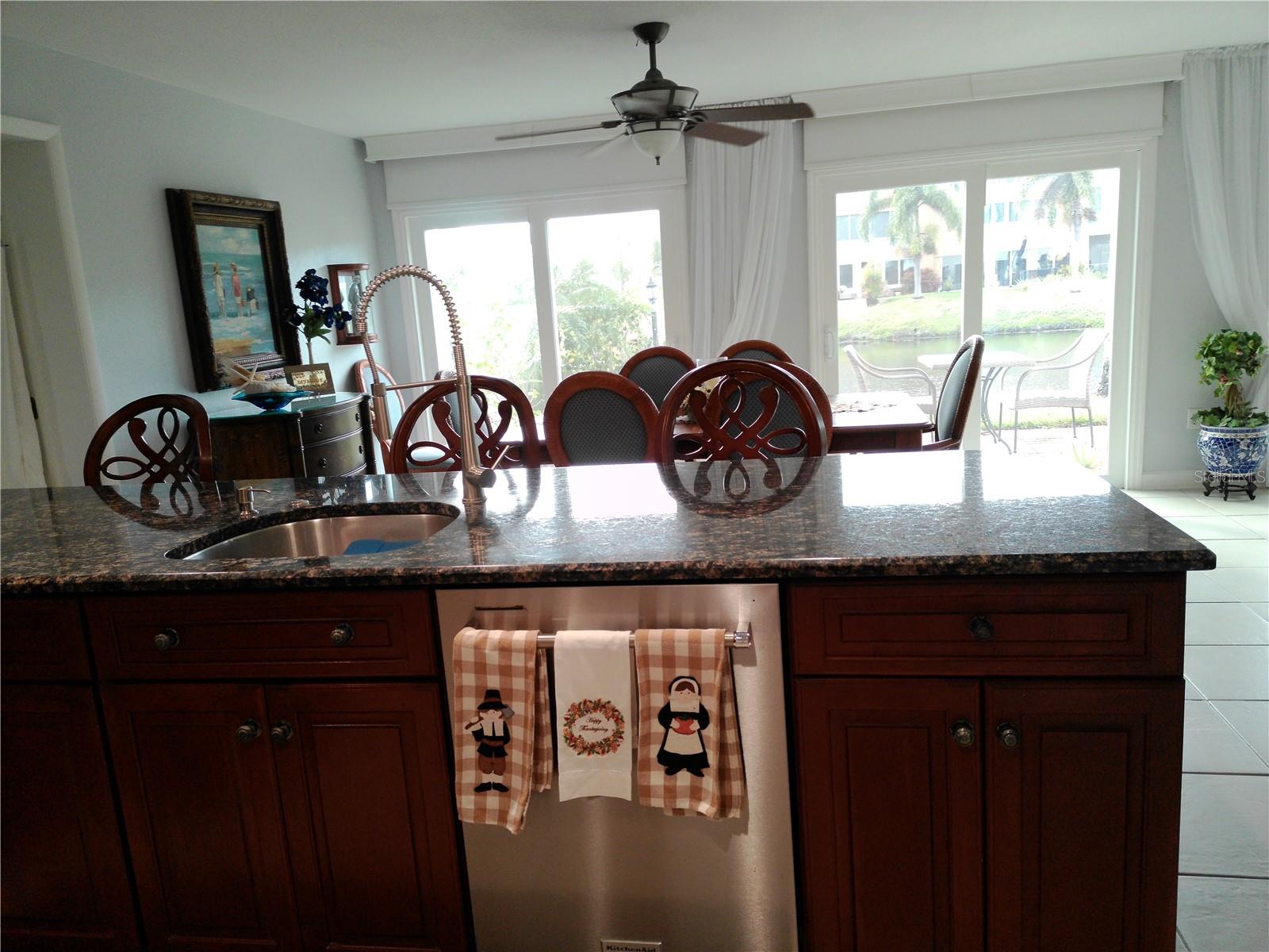 PENTHOUSE GREENS - Residential