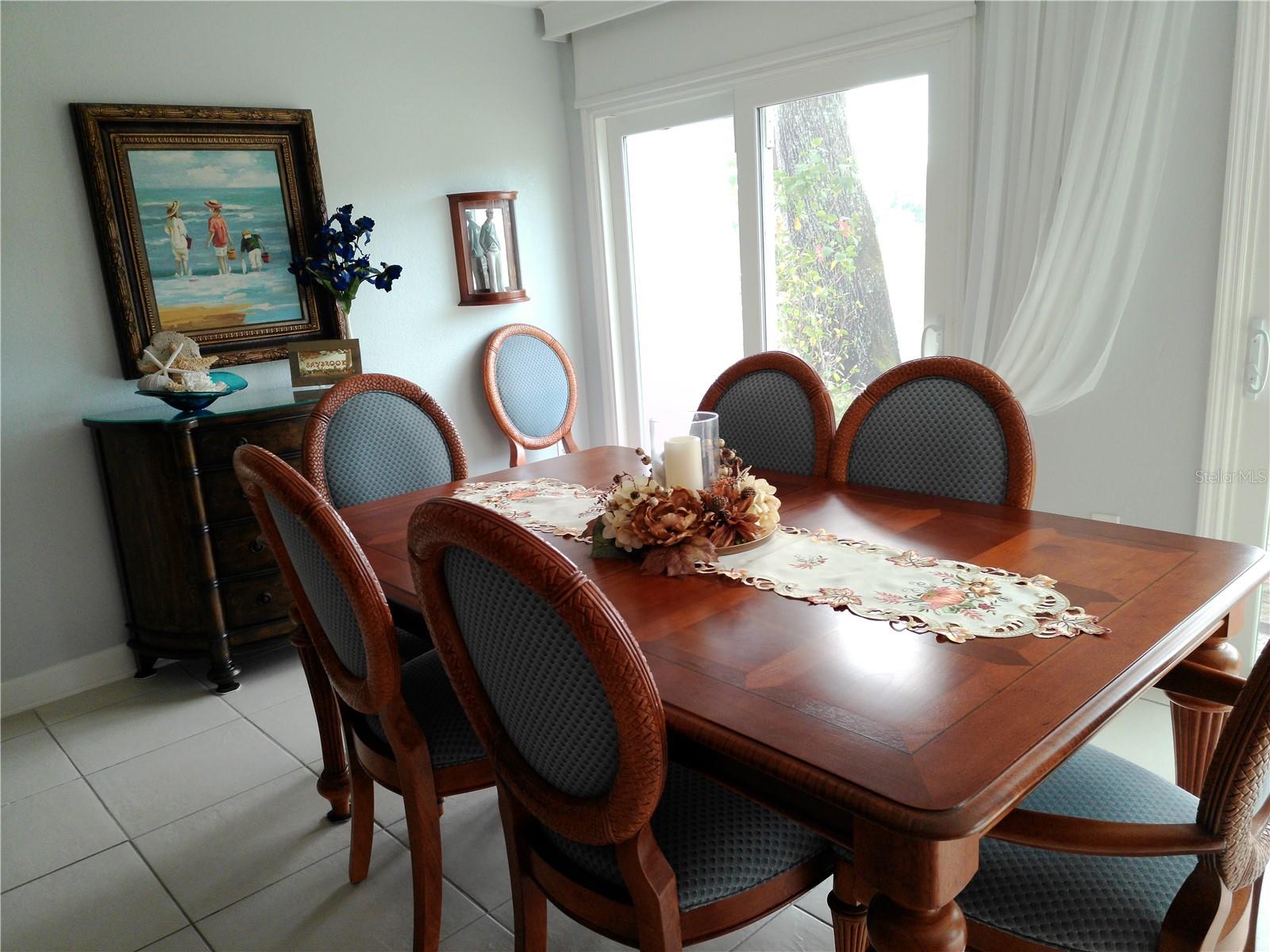 PENTHOUSE GREENS - Residential