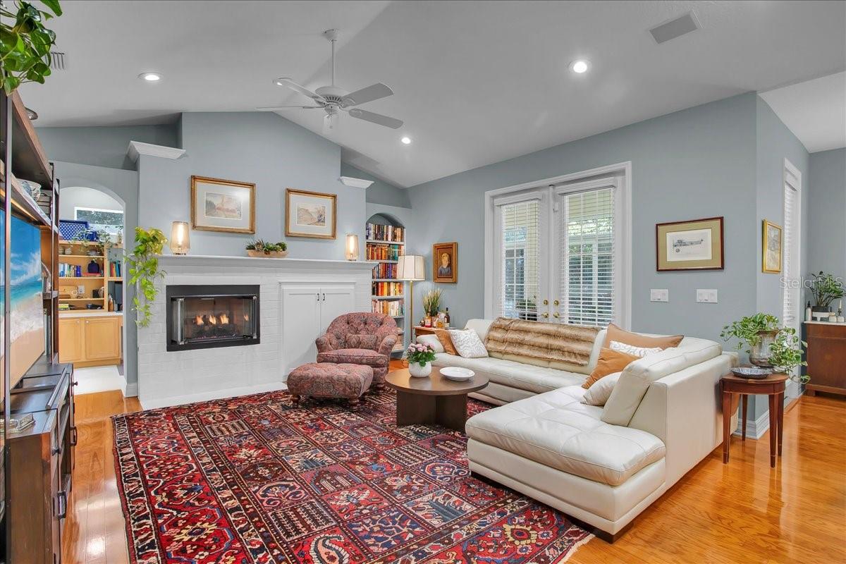 DEER CREEK - Residential