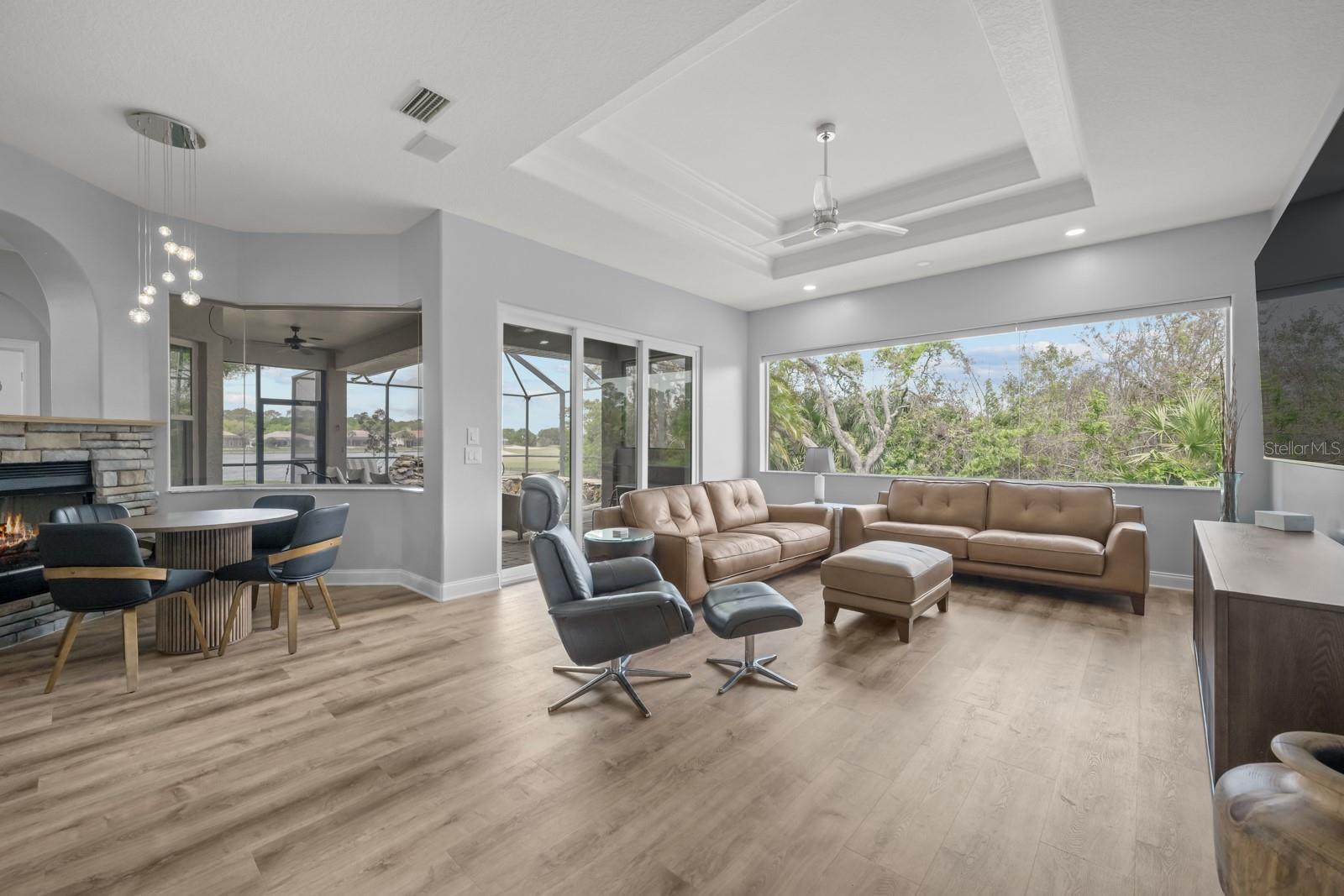 FAIRWAYS EDGE/GRAND HAVEN - Residential