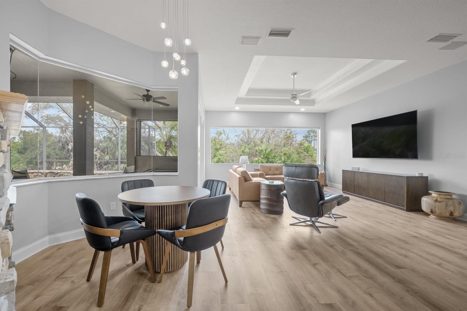 FAIRWAYS EDGE/GRAND HAVEN - Residential