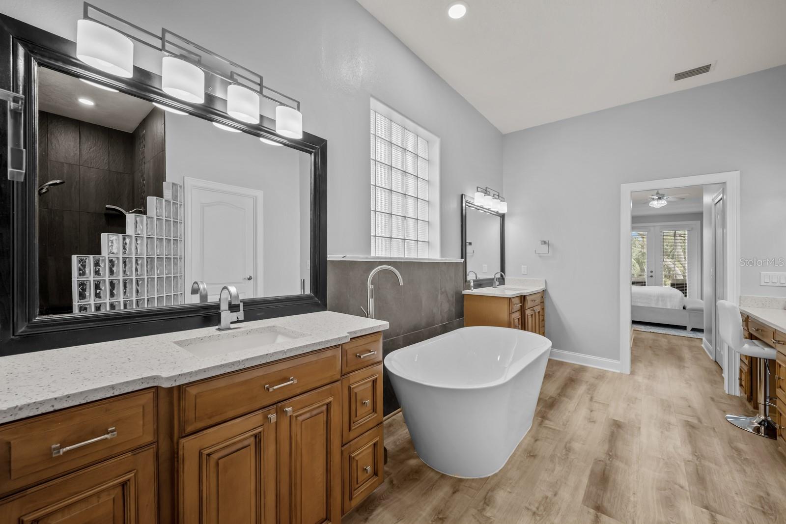 FAIRWAYS EDGE/GRAND HAVEN - Residential