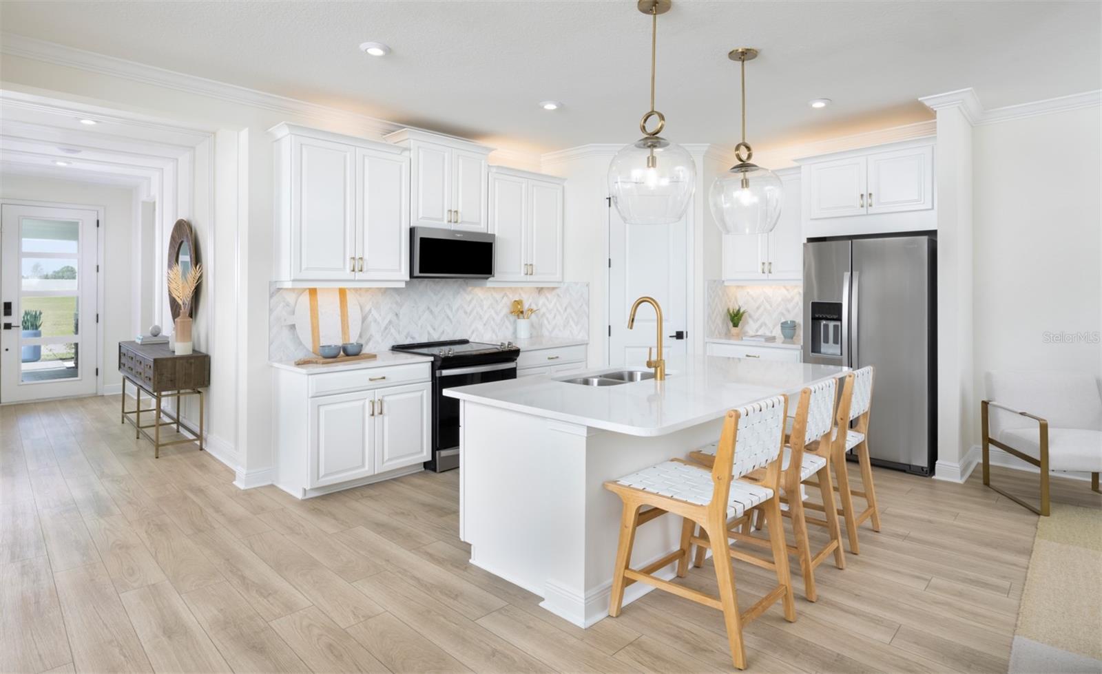 SUNSTONE LAKESIDE AT WELLEN PARK - Residential