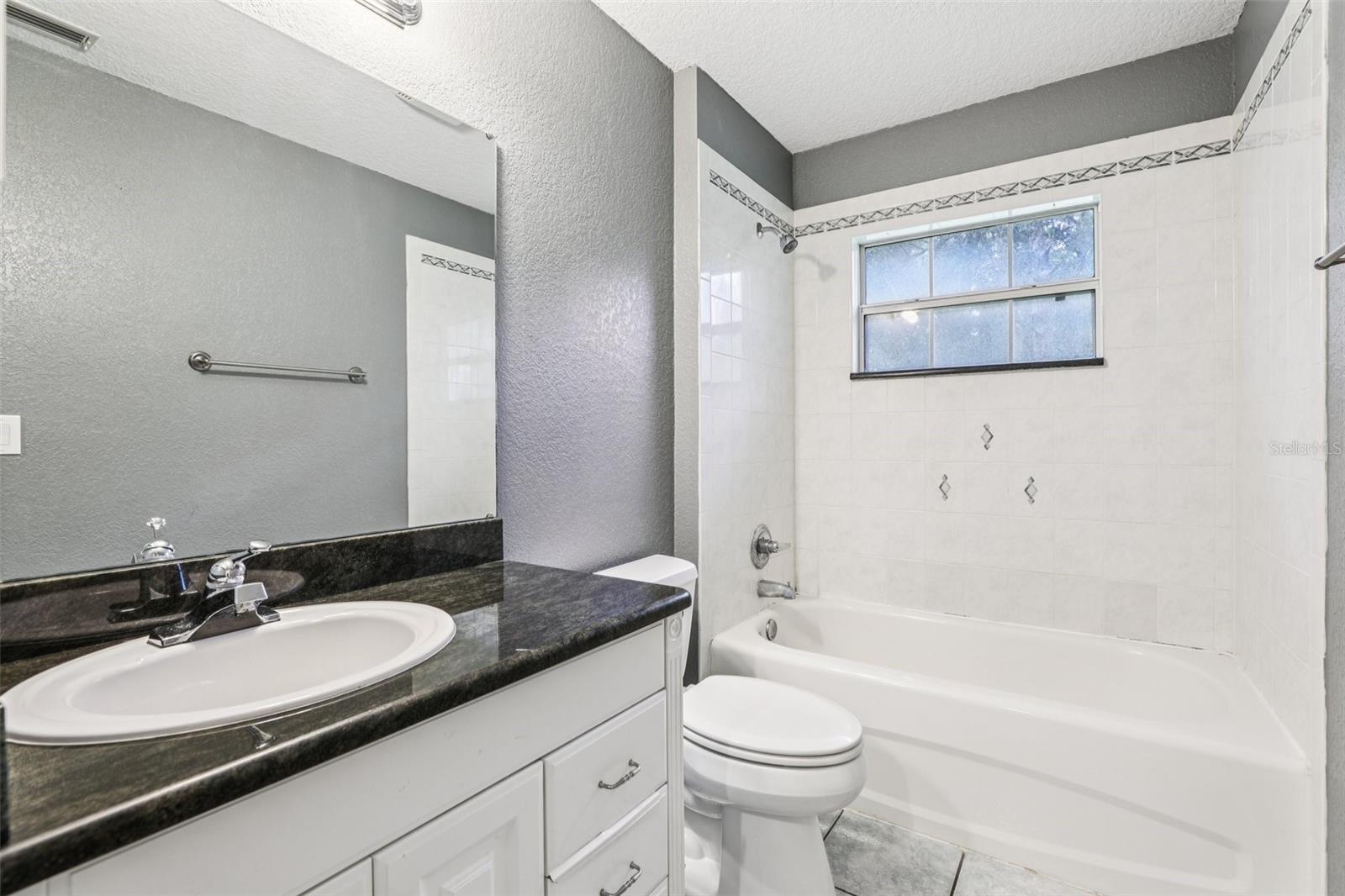 MOUNT PLYMOUTH - Residential