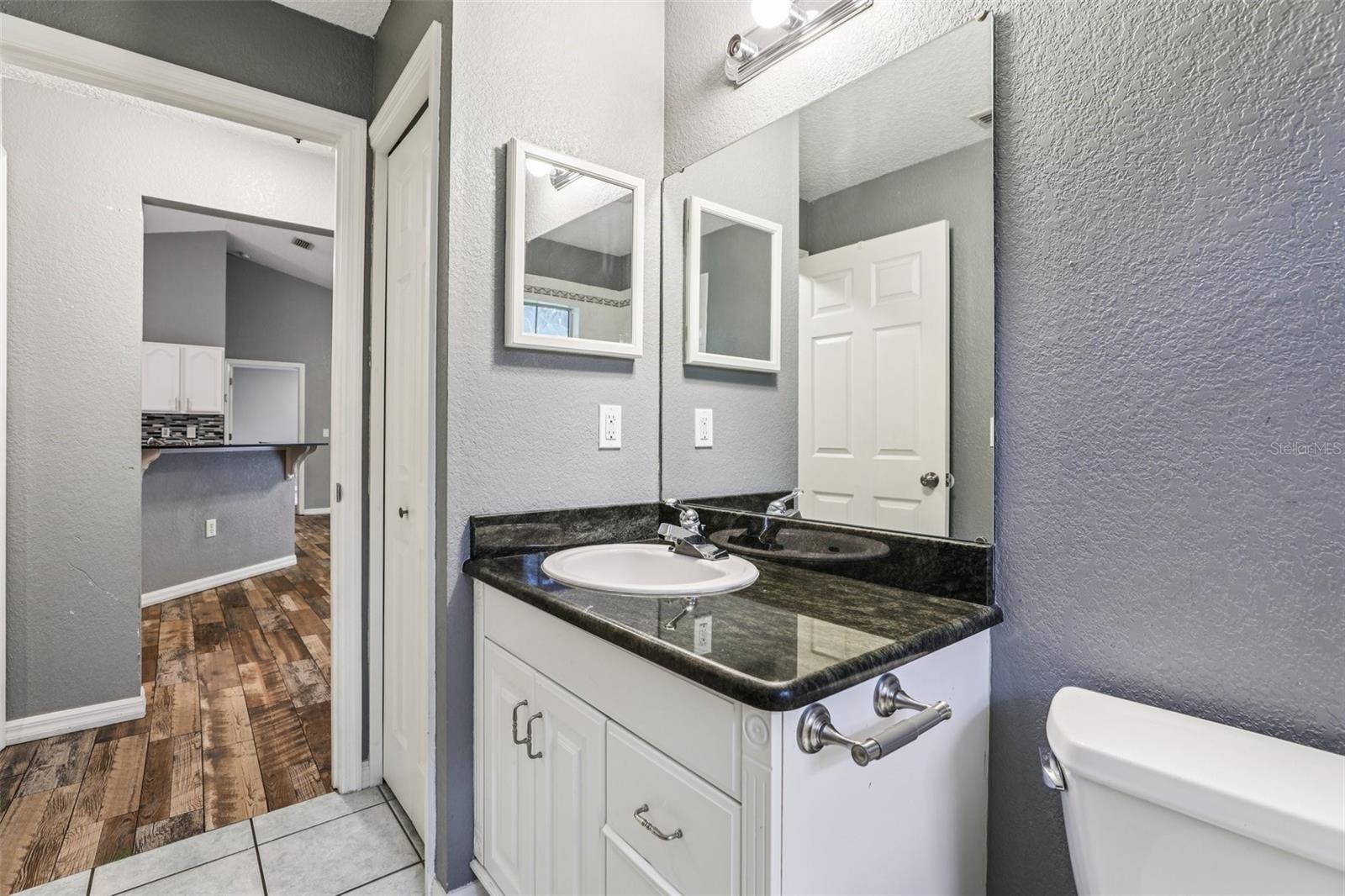 MOUNT PLYMOUTH - Residential