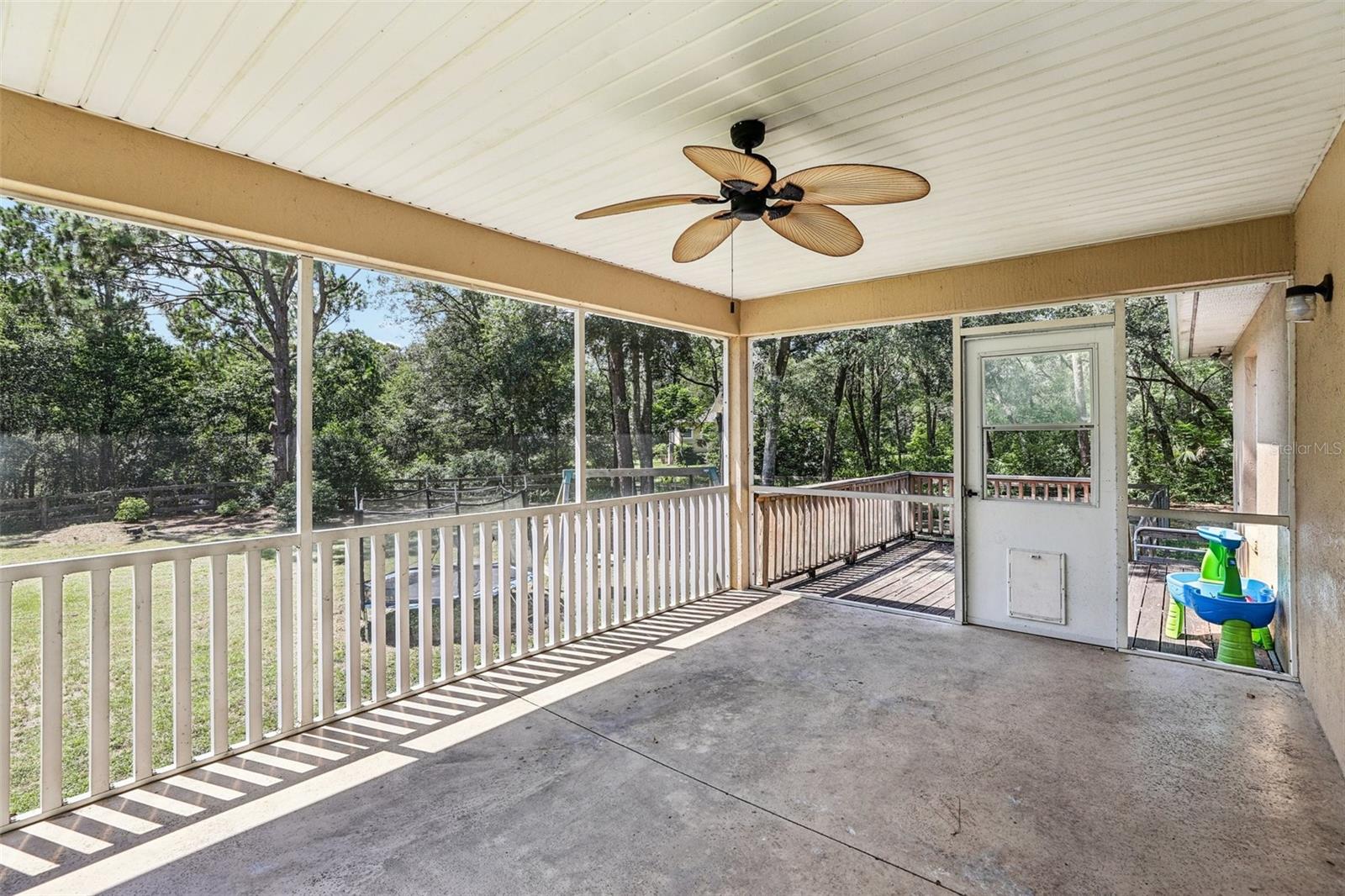 MOUNT PLYMOUTH - Residential