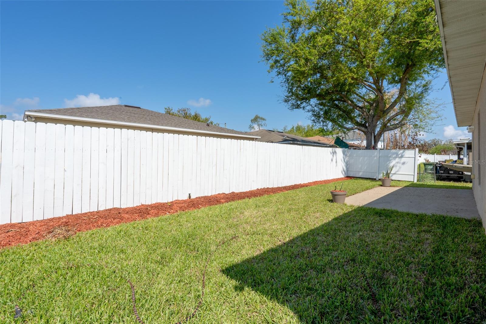 OVERLOOK/LK GRIFFIN - Residential