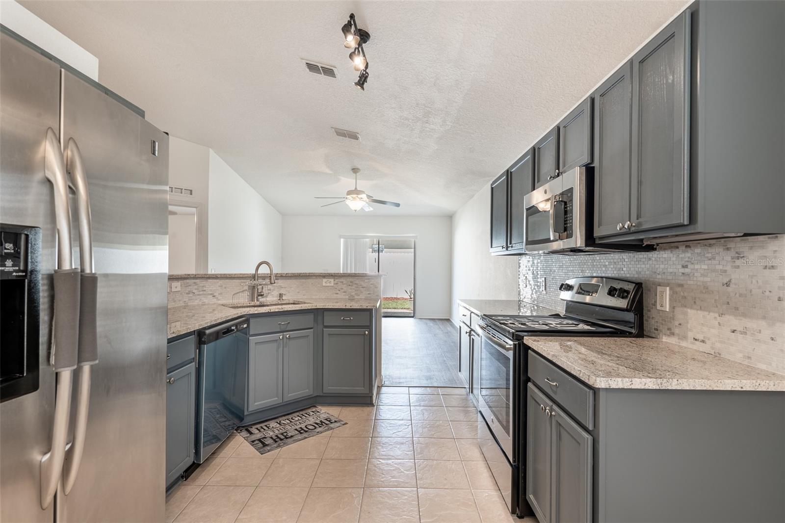 OVERLOOK/LK GRIFFIN - Residential