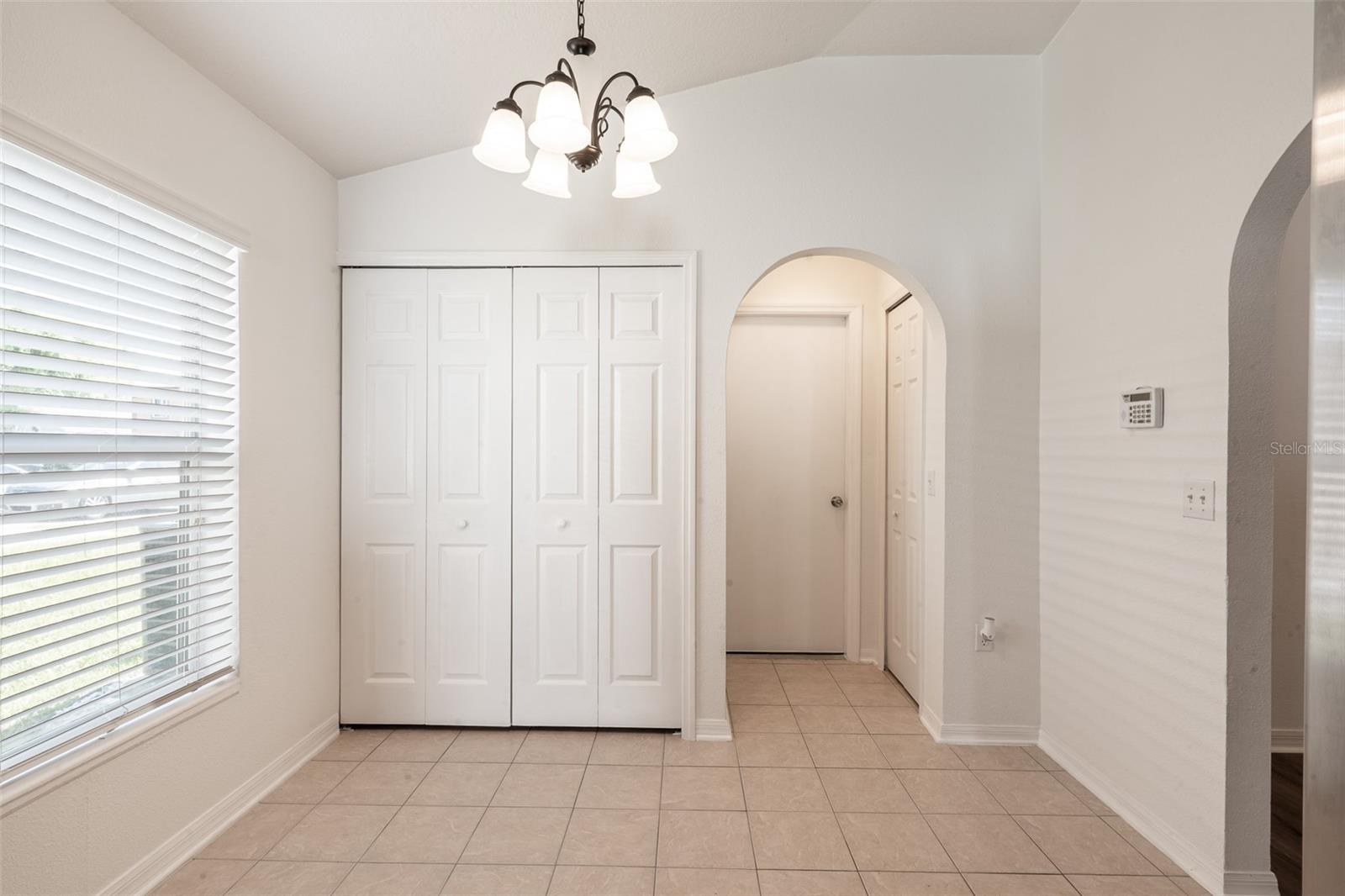 OVERLOOK/LK GRIFFIN - Residential