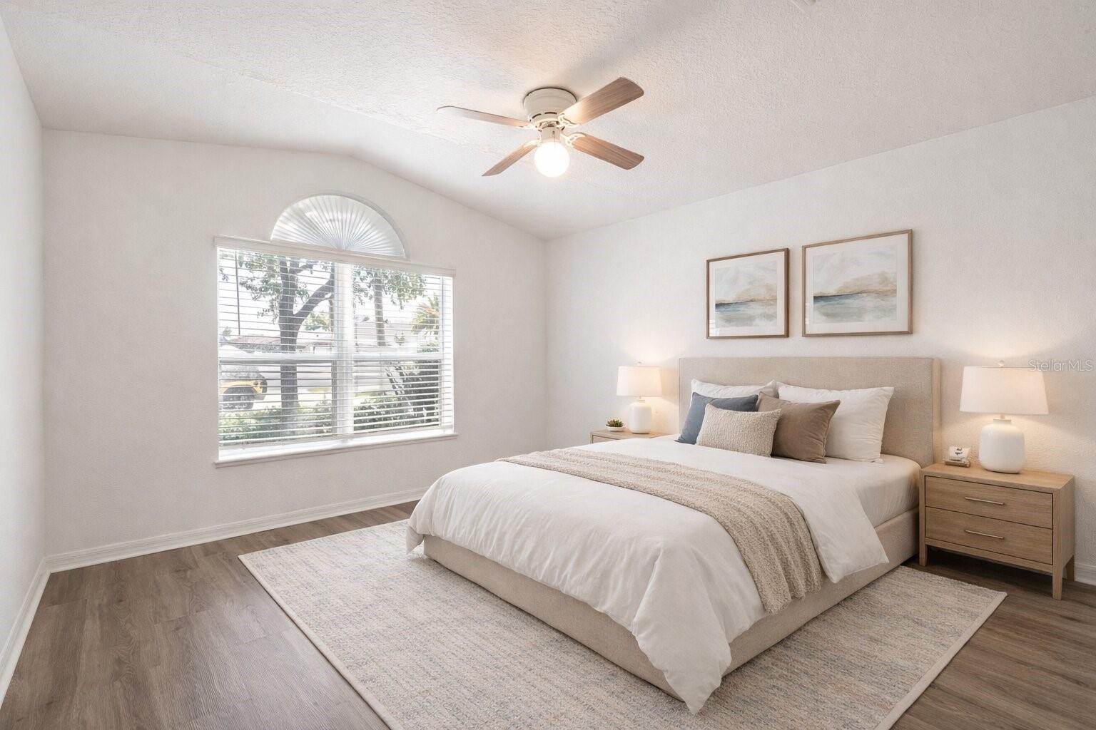 OVERLOOK/LK GRIFFIN - Residential