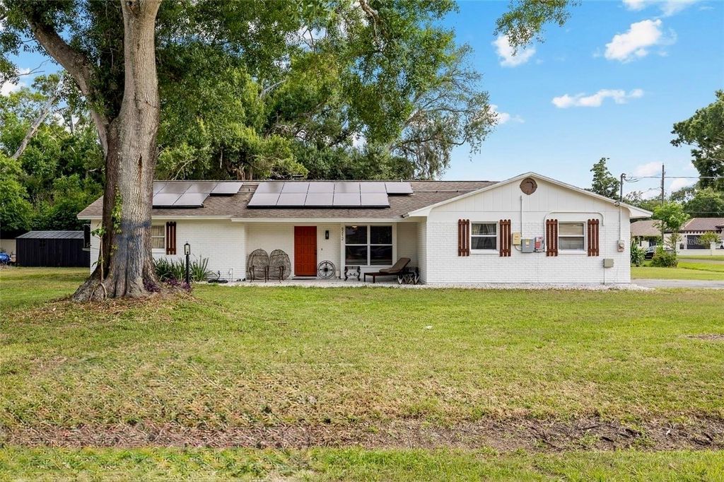 Photo of 8212 Sunny Vale Place, Tampa, FL 33615 (MLS # TB8507607)